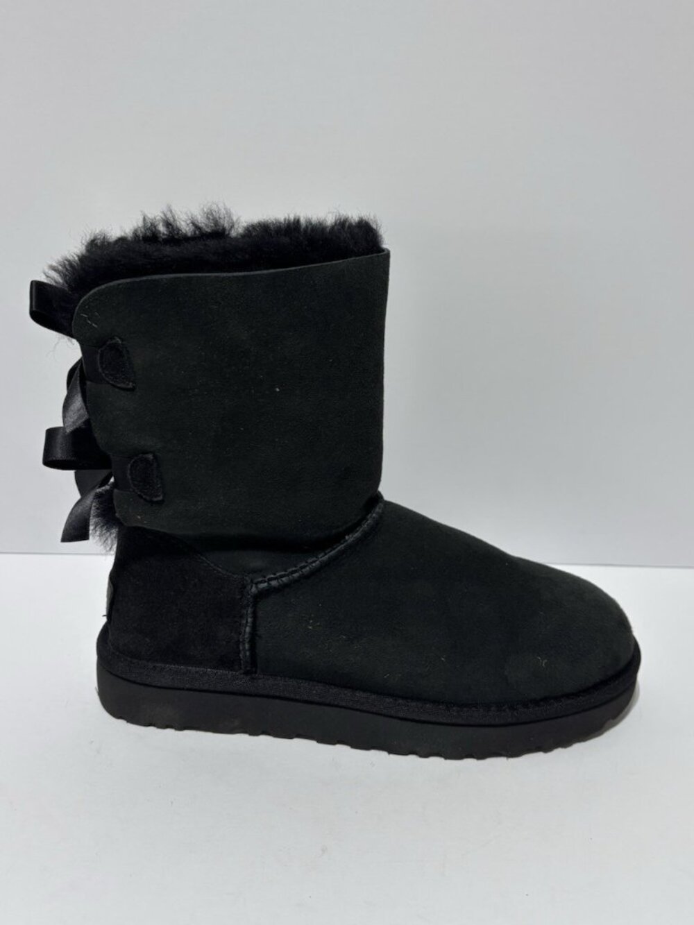 UGG Women’s Bailey Bow II Black Winter Boots, Size 7 M
